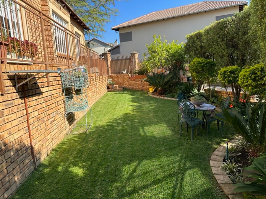 3 Bedroom Property for Sale in Amorosa Gauteng