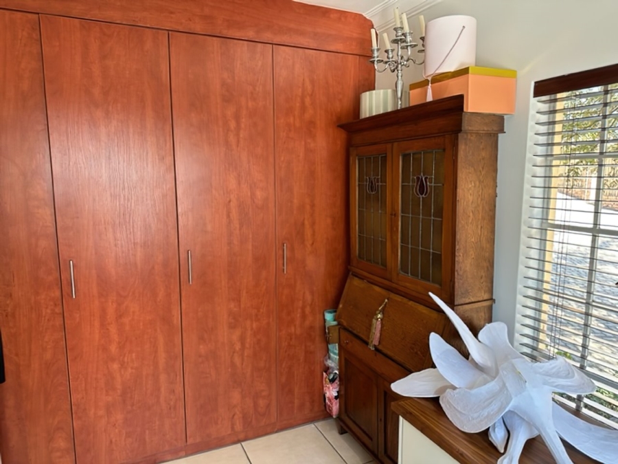 3 Bedroom Property for Sale in Amorosa Gauteng