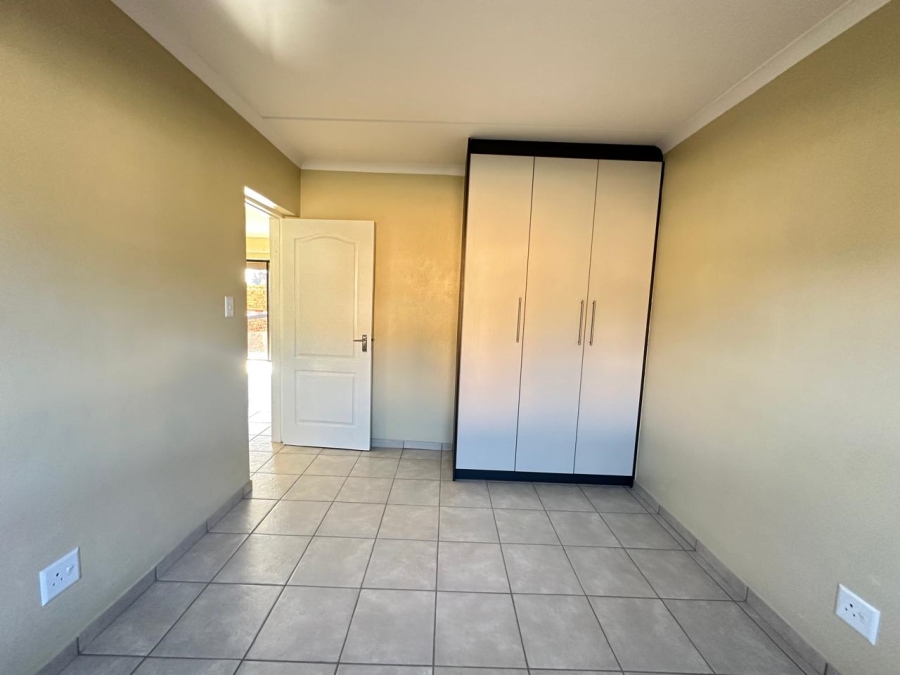To Let 2 Bedroom Property for Rent in Rynfield A H Gauteng