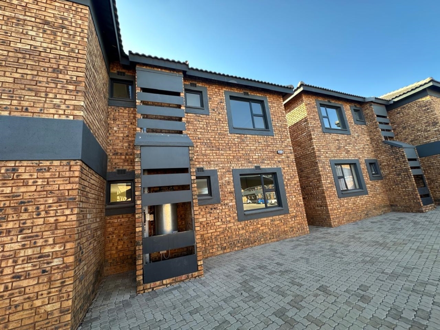 To Let 2 Bedroom Property for Rent in Rynfield A H Gauteng