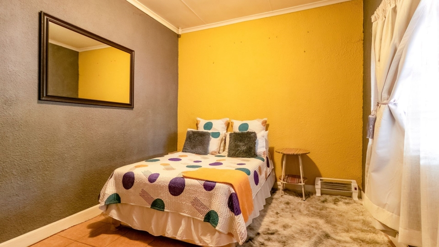 5 Bedroom Property for Sale in Elandspark Gauteng