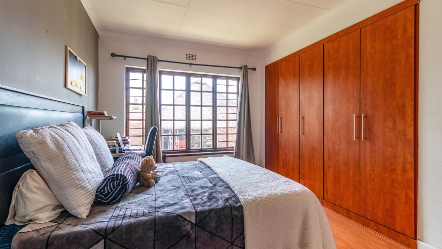 5 Bedroom Property for Sale in Elandspark Gauteng