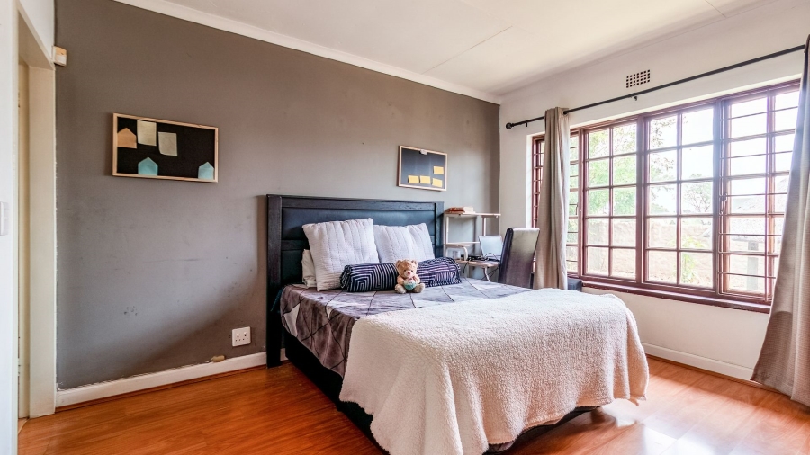 5 Bedroom Property for Sale in Elandspark Gauteng