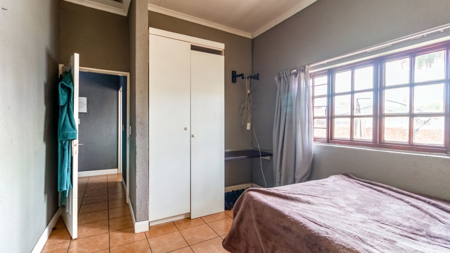 5 Bedroom Property for Sale in Elandspark Gauteng