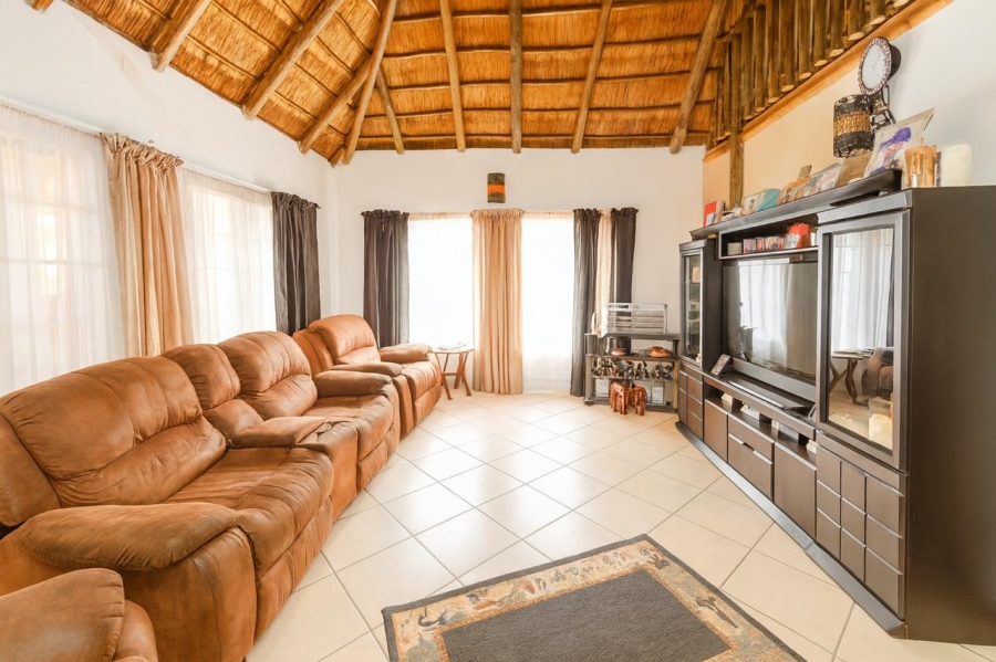 3 Bedroom Property for Sale in Klippoortje Gauteng