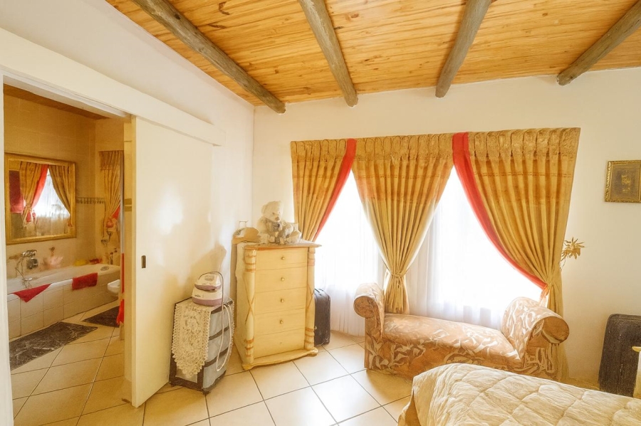 3 Bedroom Property for Sale in Klippoortje Gauteng