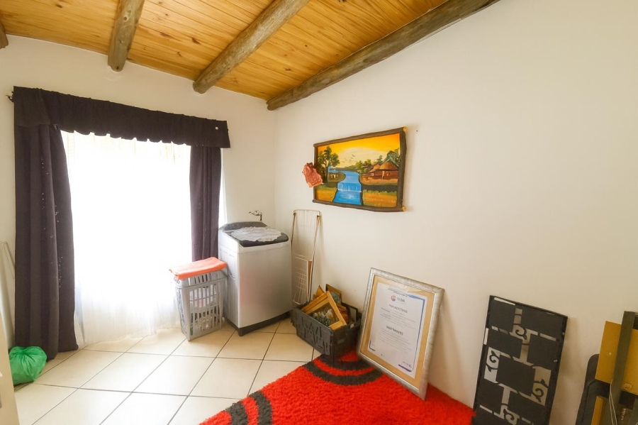 3 Bedroom Property for Sale in Klippoortje Gauteng