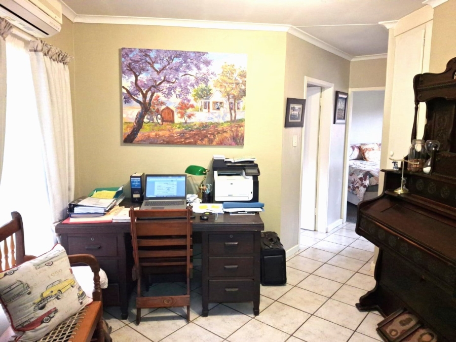 2 Bedroom Property for Sale in Rooihuiskraal North Gauteng