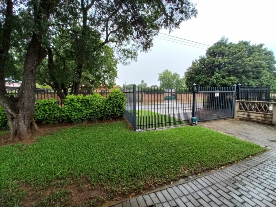3 Bedroom Property for Sale in Villieria Gauteng