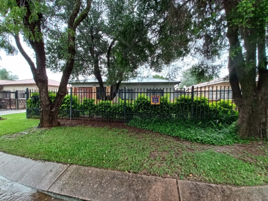 3 Bedroom Property for Sale in Villieria Gauteng