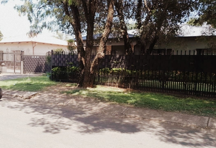 3 Bedroom Property for Sale in Villieria Gauteng