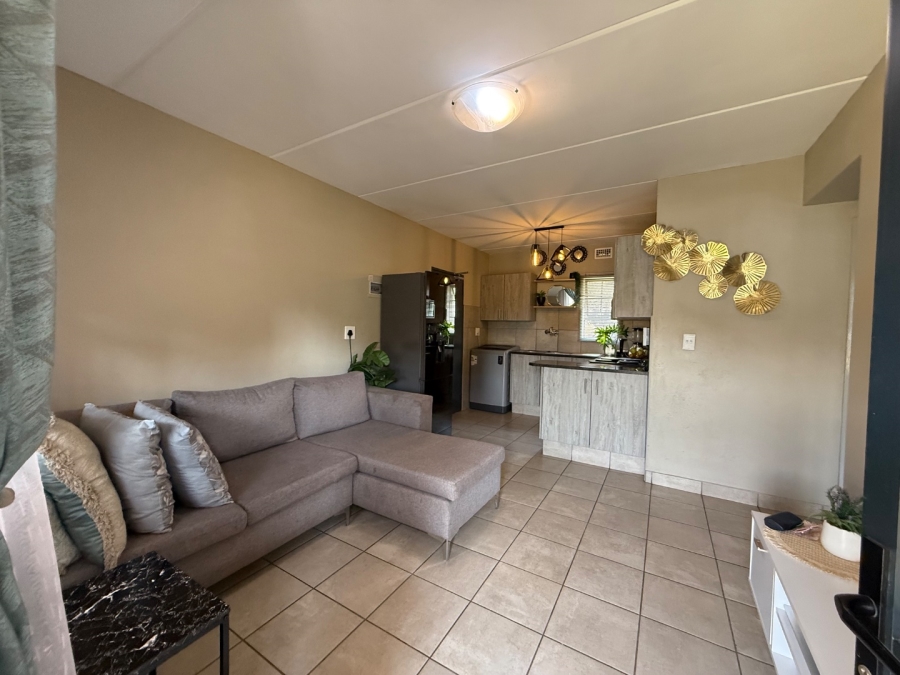 2 Bedroom Property for Sale in Montana Tuine Gauteng