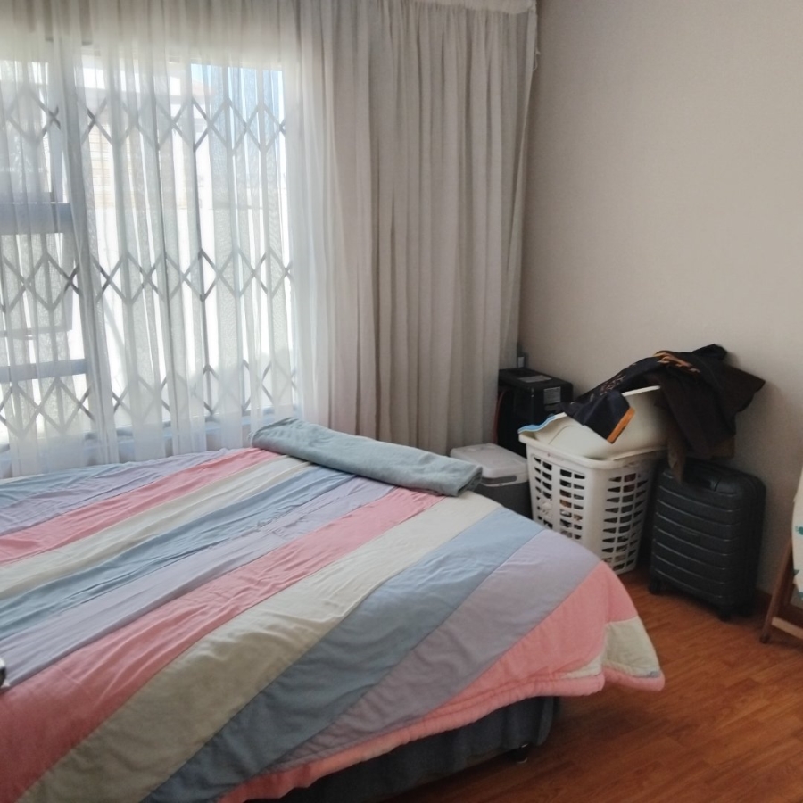 3 Bedroom Property for Sale in Protea Glen Gauteng