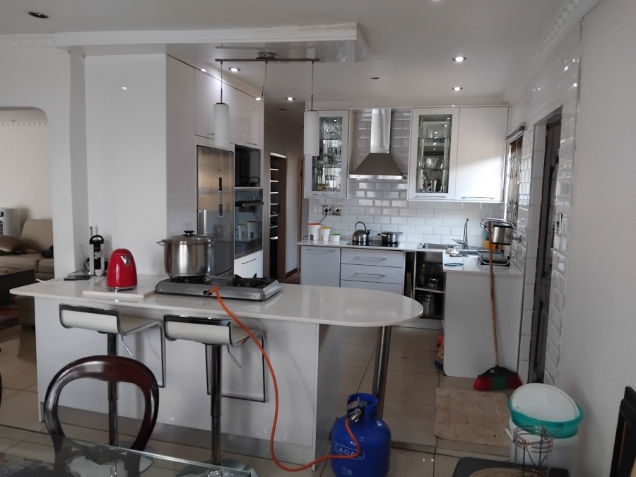 3 Bedroom Property for Sale in Protea Glen Gauteng