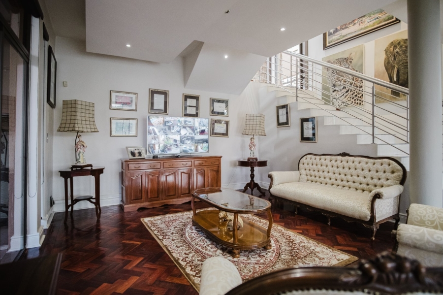 5 Bedroom Property for Sale in Glenvista Gauteng