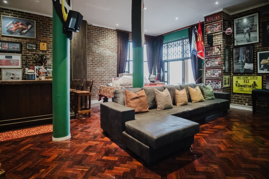 5 Bedroom Property for Sale in Glenvista Gauteng