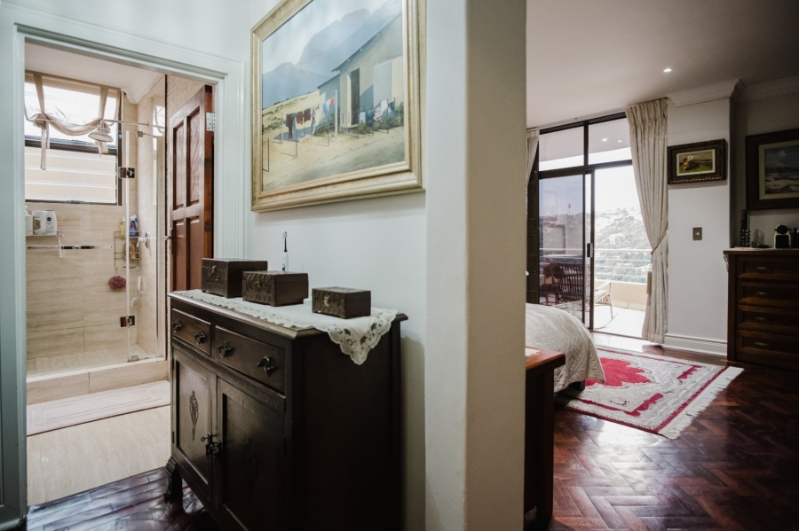 5 Bedroom Property for Sale in Glenvista Gauteng