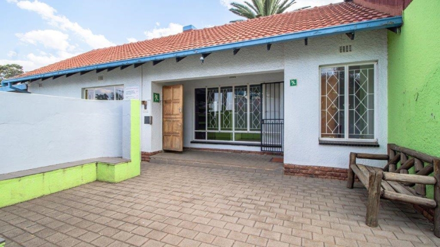 7 Bedroom Property for Sale in Aston Manor Gauteng