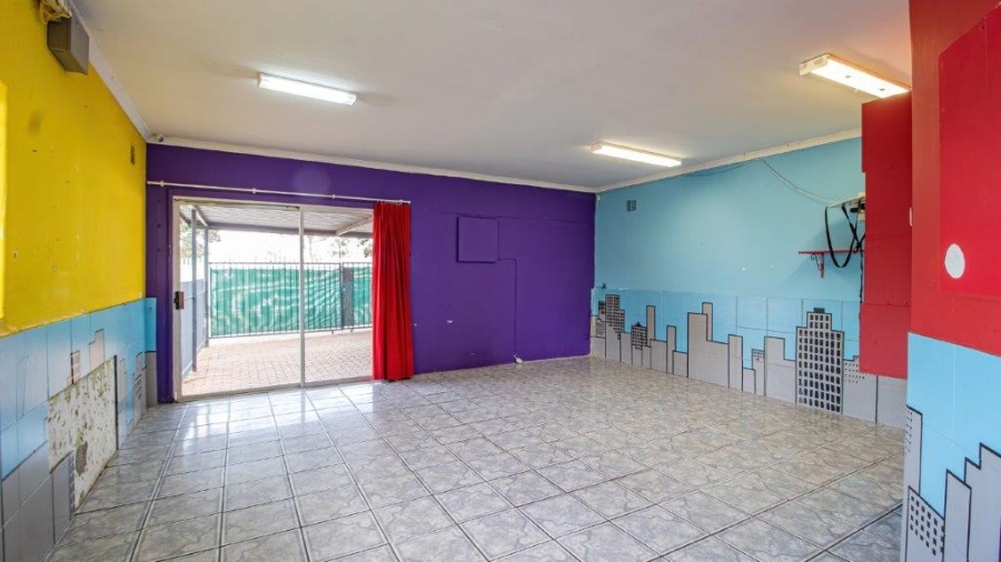7 Bedroom Property for Sale in Aston Manor Gauteng