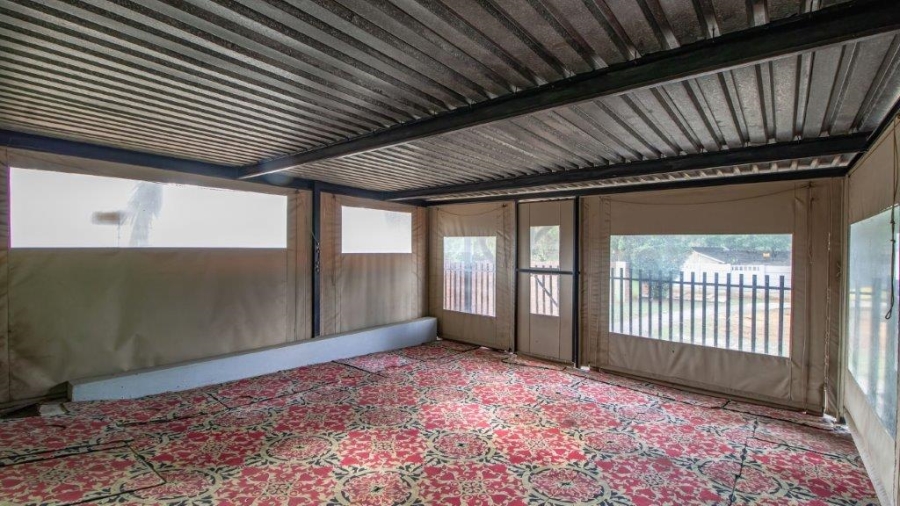 7 Bedroom Property for Sale in Aston Manor Gauteng