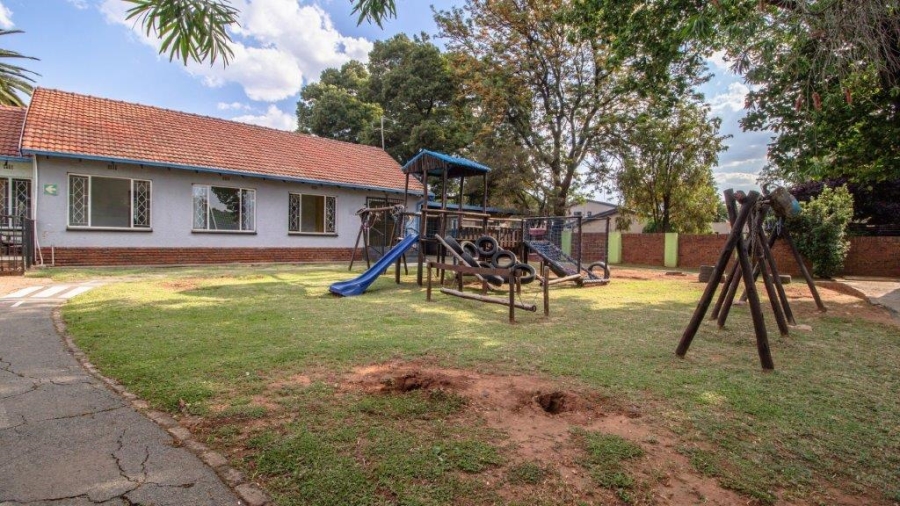 7 Bedroom Property for Sale in Aston Manor Gauteng