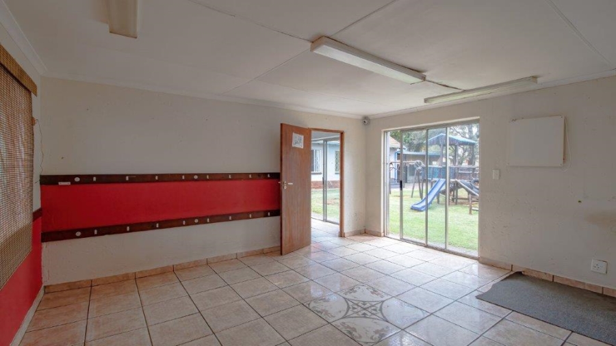 7 Bedroom Property for Sale in Aston Manor Gauteng