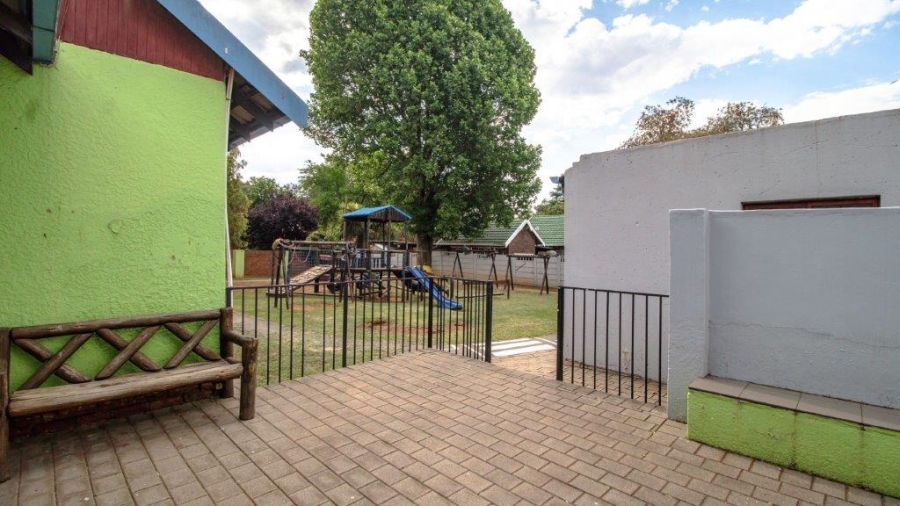 7 Bedroom Property for Sale in Aston Manor Gauteng