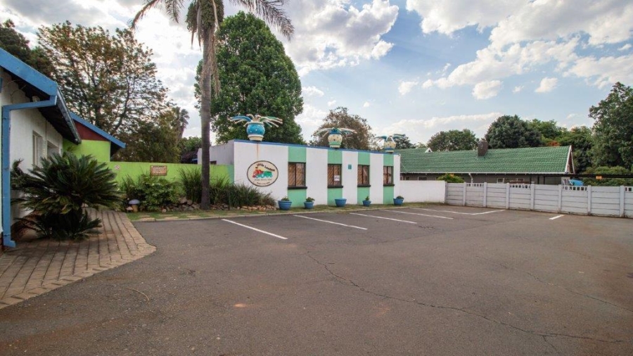 7 Bedroom Property for Sale in Aston Manor Gauteng