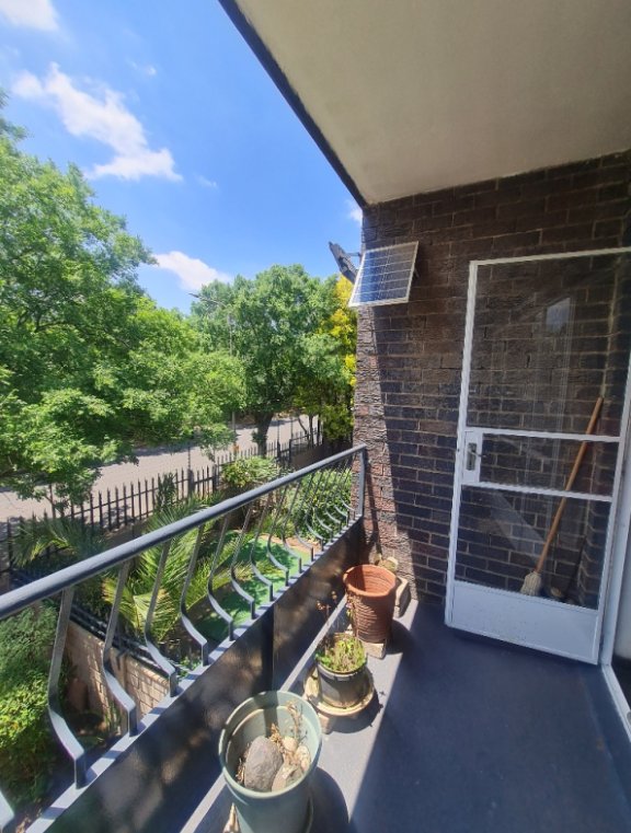 1 Bedroom Property for Sale in Edenvale Central Gauteng