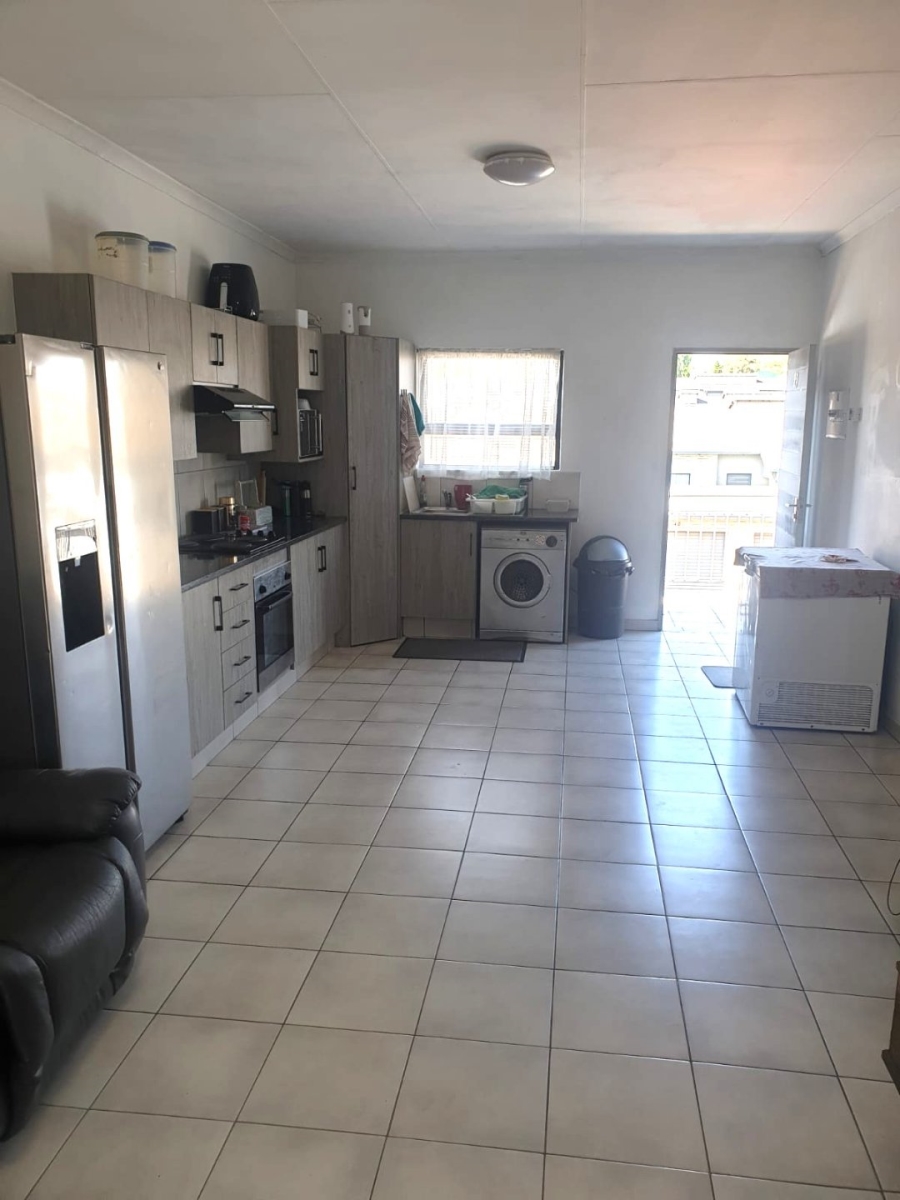2 Bedroom Property for Sale in Benoni North Gauteng