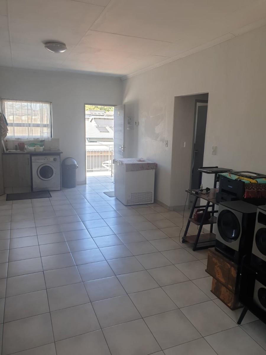2 Bedroom Property for Sale in Benoni North Gauteng