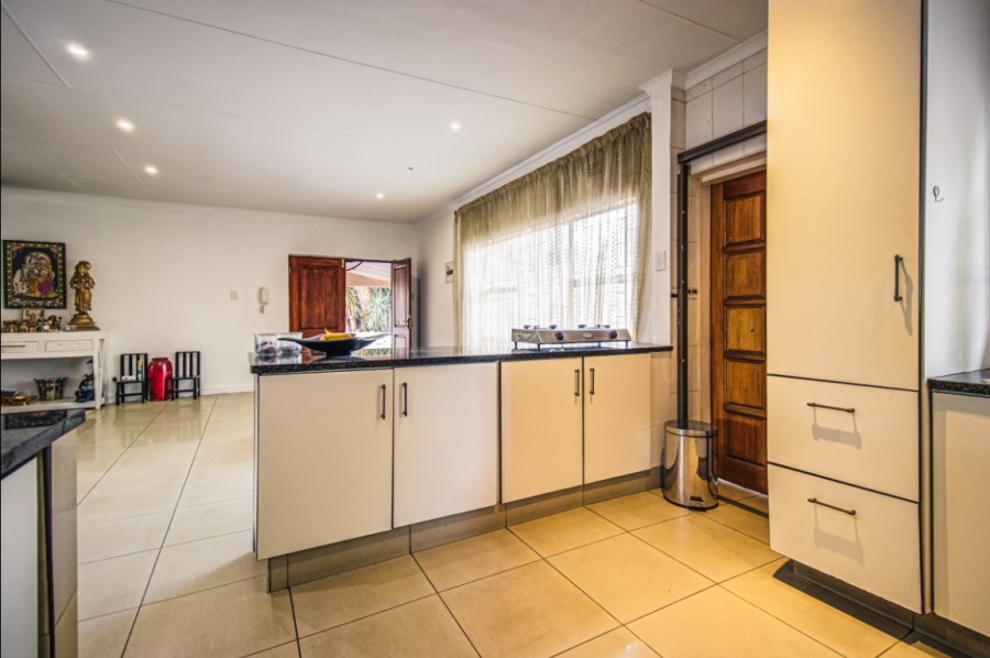 4 Bedroom Property for Sale in Isandovale Gauteng