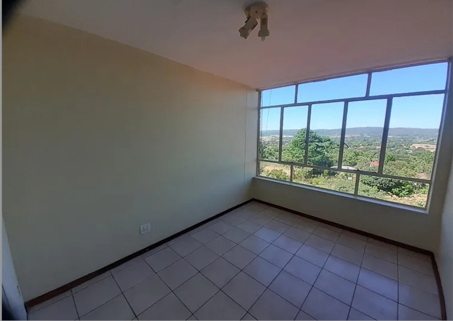 To Let 1 Bedroom Property for Rent in La Montagne Gauteng