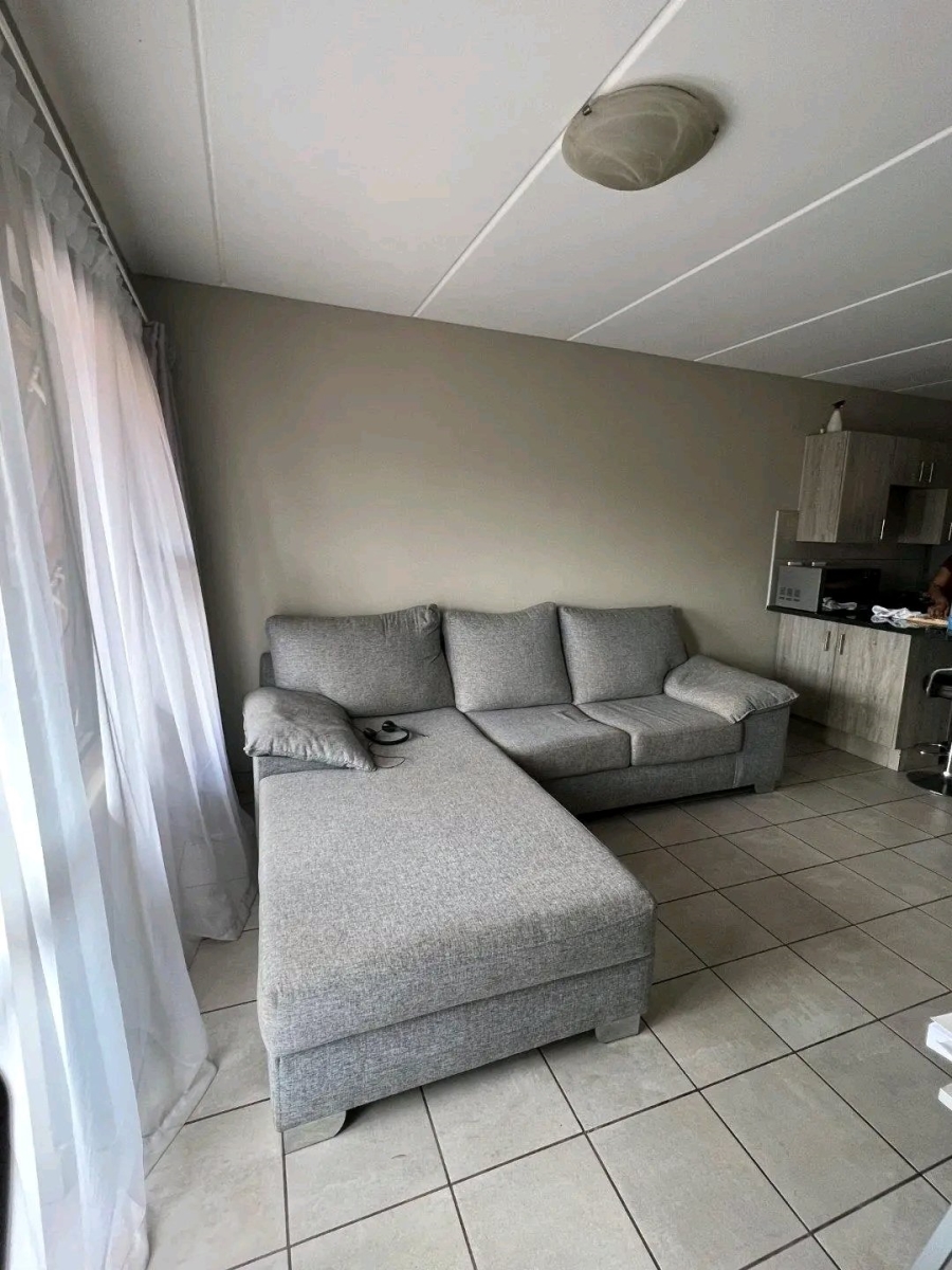 To Let 2 Bedroom Property for Rent in Montana Tuine Gauteng