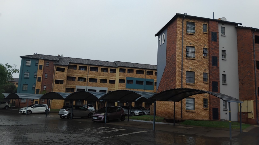 To Let 2 Bedroom Property for Rent in Montana Tuine Gauteng