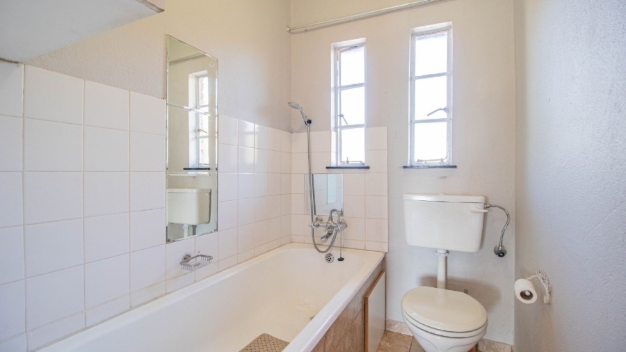 5 Bedroom Property for Sale in Marais Steyn Park Gauteng