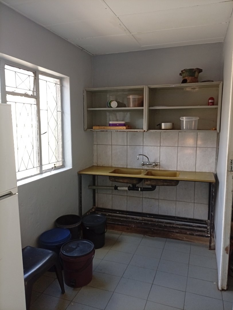 7 Bedroom Property for Sale in Vrededorp Gauteng