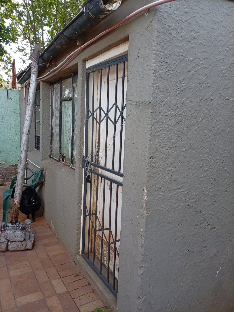 7 Bedroom Property for Sale in Vrededorp Gauteng