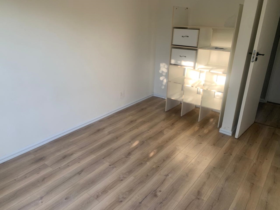 To Let 3 Bedroom Property for Rent in Bassonia Rock Gauteng