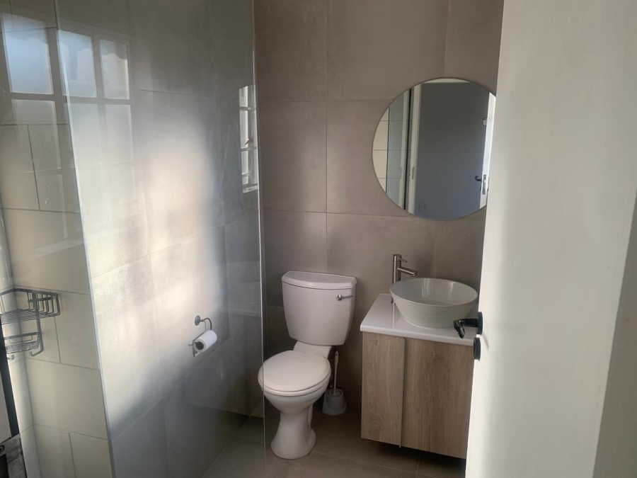 To Let 3 Bedroom Property for Rent in Bassonia Rock Gauteng