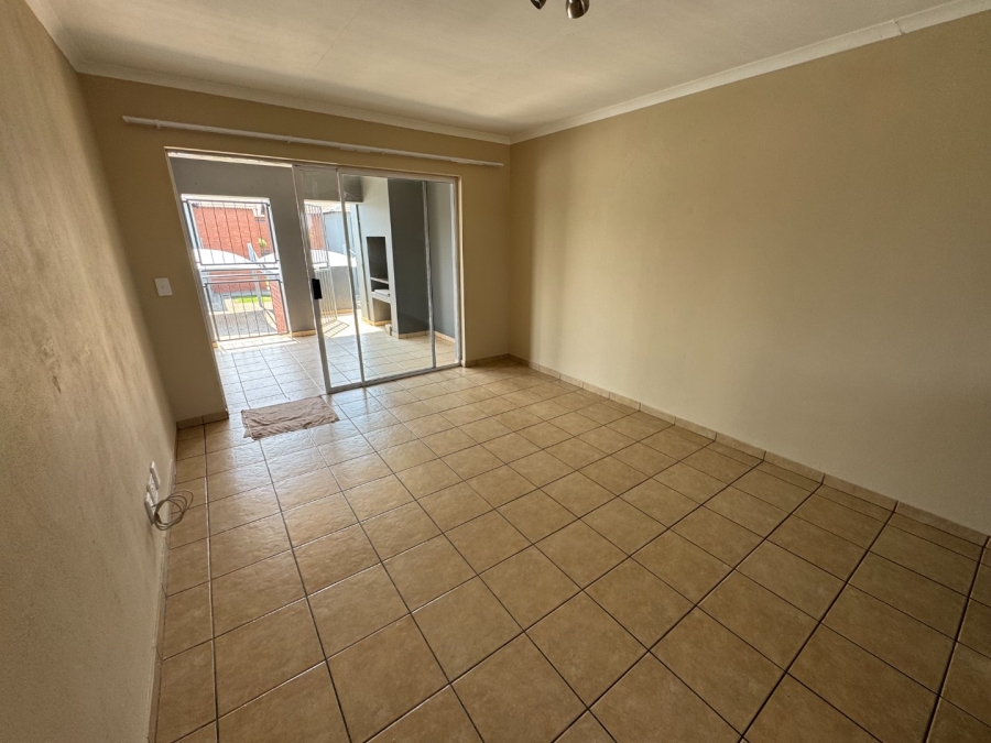 2 Bedroom Property for Sale in Birchleigh Gauteng