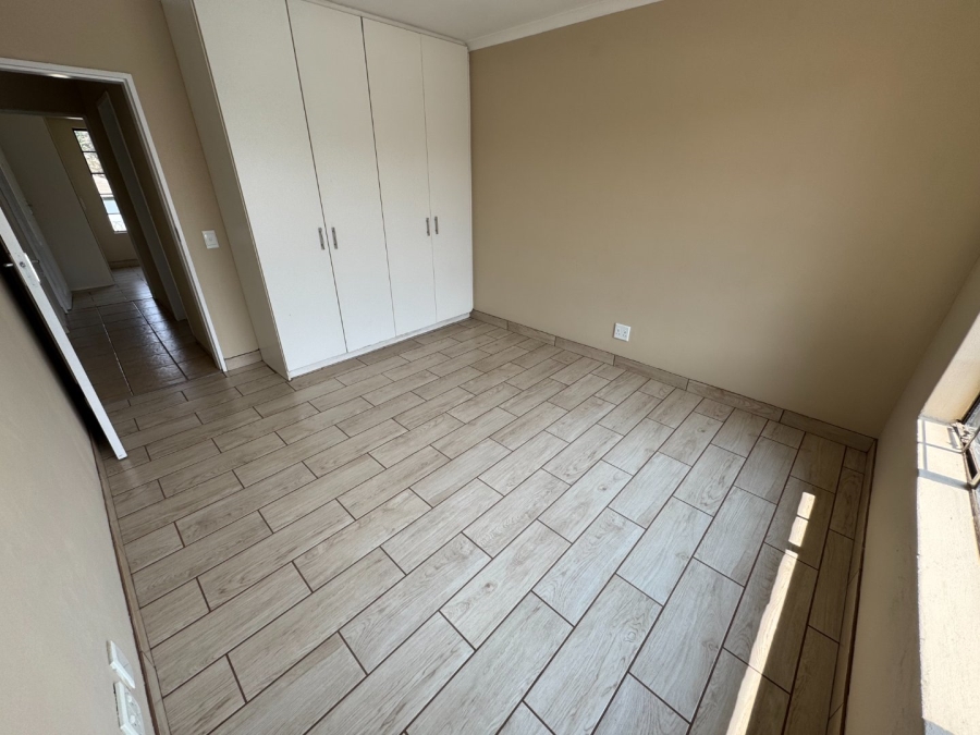 2 Bedroom Property for Sale in Birchleigh Gauteng