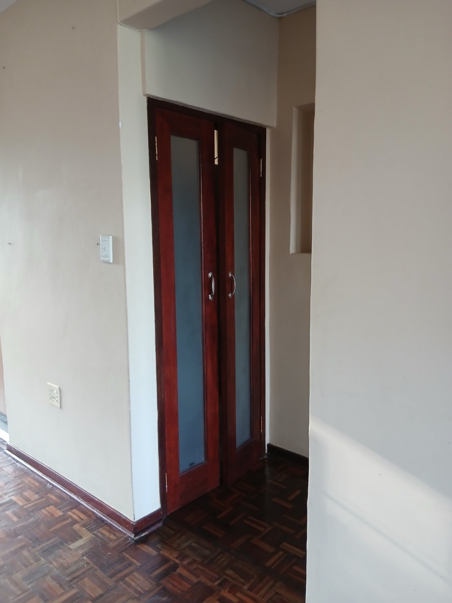 2 Bedroom Property for Sale in Illovo Gauteng