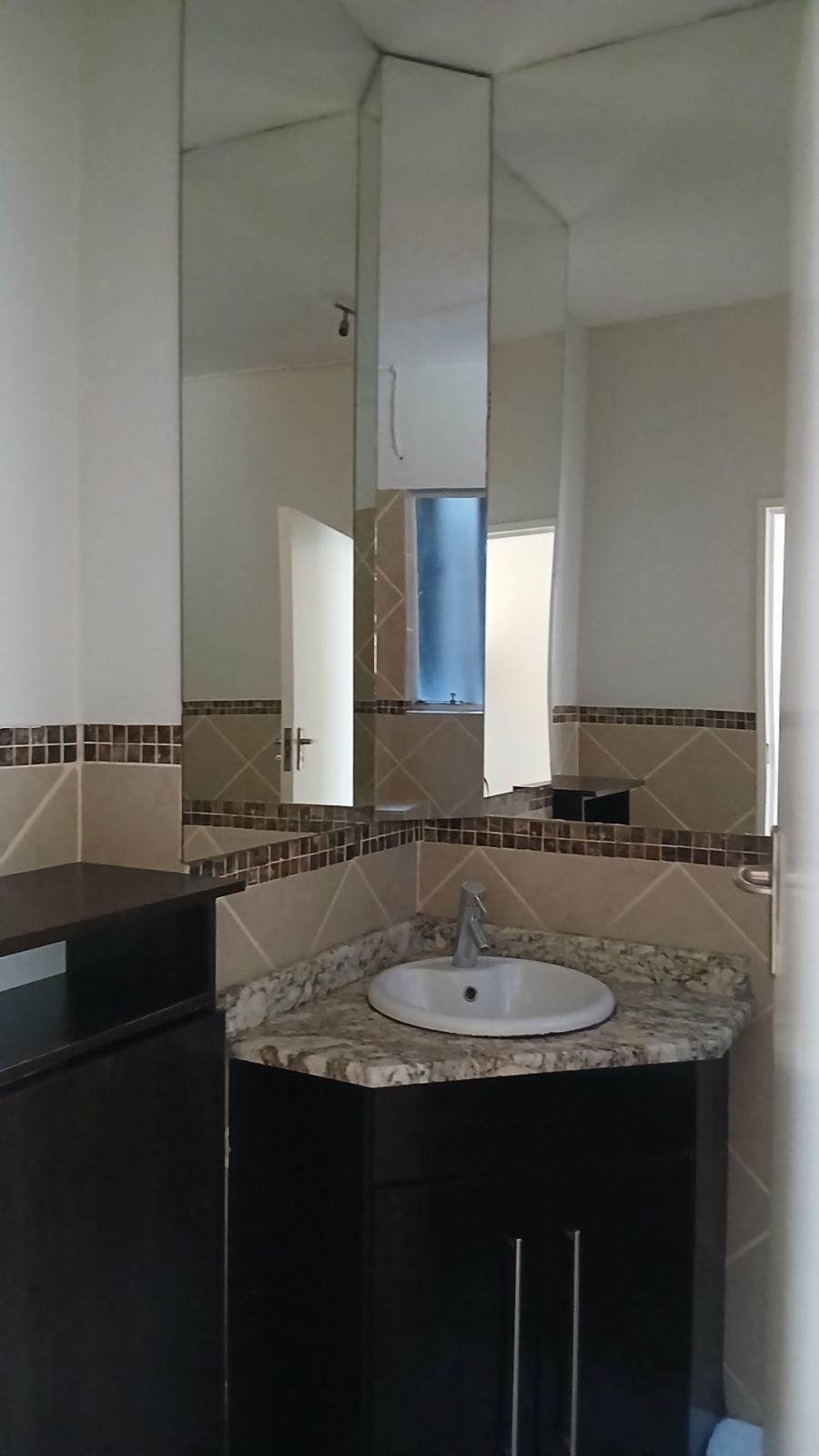2 Bedroom Property for Sale in Illovo Gauteng