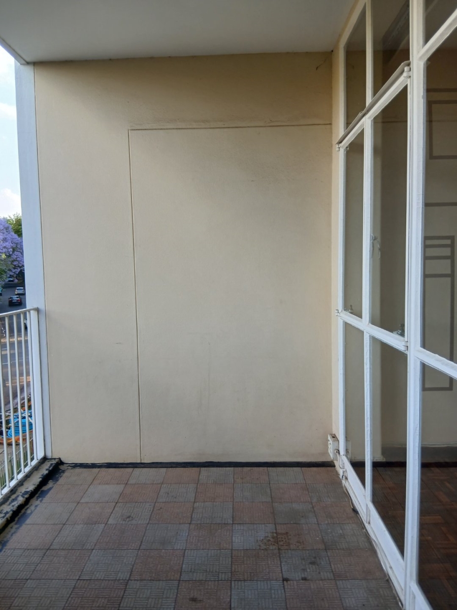 2 Bedroom Property for Sale in Illovo Gauteng