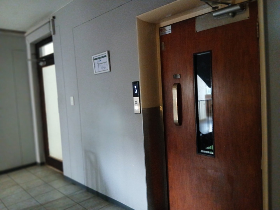 2 Bedroom Property for Sale in Illovo Gauteng