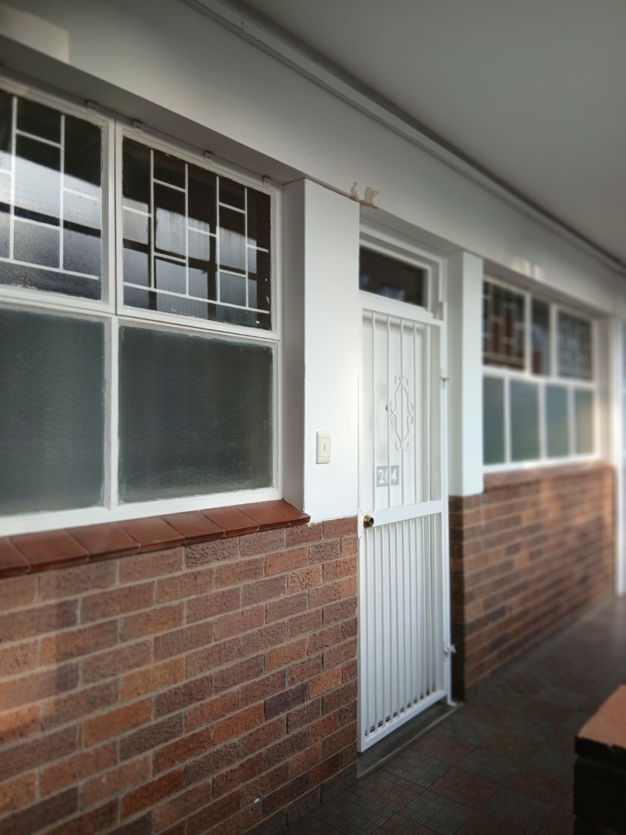 2 Bedroom Property for Sale in Illovo Gauteng