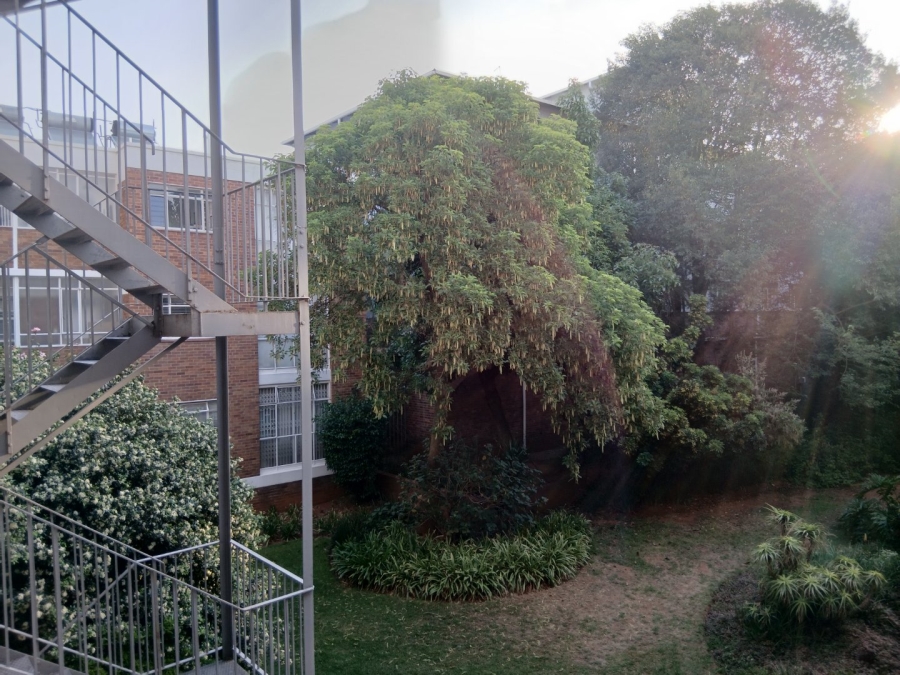 2 Bedroom Property for Sale in Illovo Gauteng