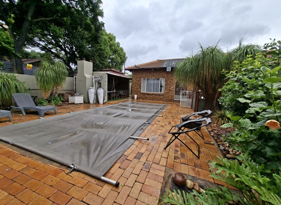 3 Bedroom Property for Sale in Villieria Gauteng