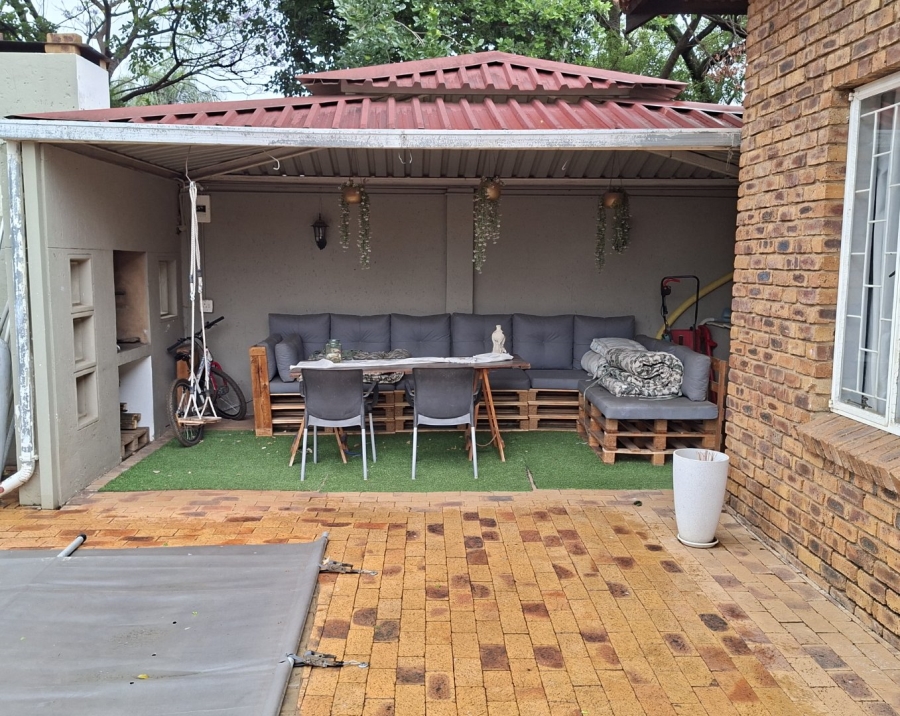 3 Bedroom Property for Sale in Villieria Gauteng